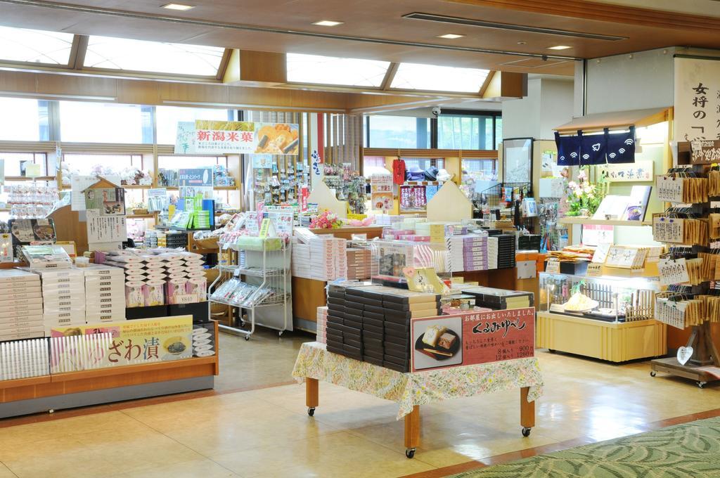 Yuzawa Grand Hotel Exterior photo