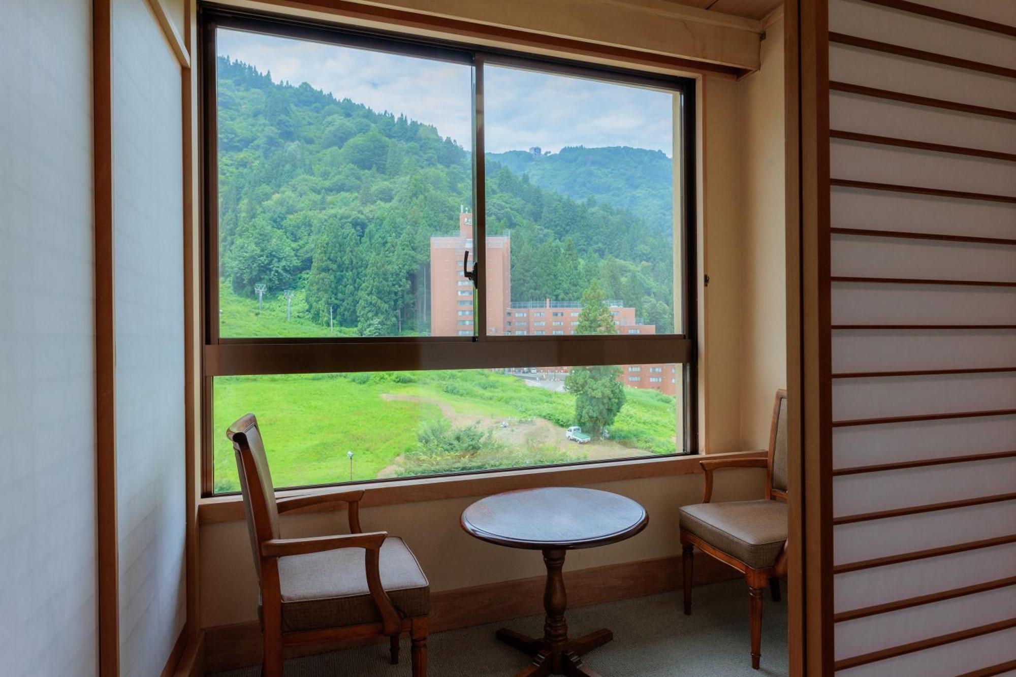 Yuzawa Grand Hotel Exterior photo